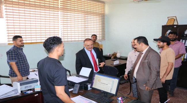 الوزير حُميد يطلع على مستوى الإنضباط الوظيفي بالمؤسسات التابعة لوزارة النقل